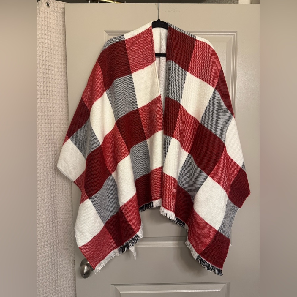 Banana Republic White, Red and Grey Knit Poncho